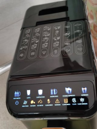 Cafetera Zachvo Superautomática con Sistema de Lec