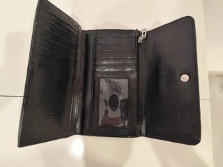 Monedero Guess Negro