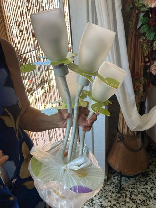 Lámpara infantil con tulipas