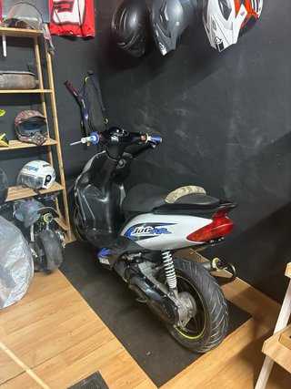 Yamaha Jog R Scooter