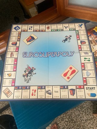 Superpoly European Edition Juego de Mesa