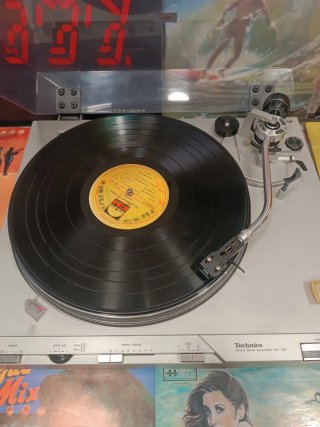 Tocadiscos japonés Technics