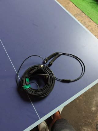 Cable de Fibra Óptica Negro