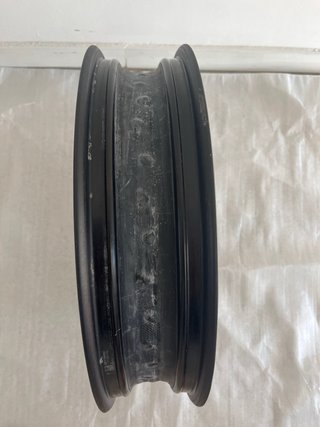 Llanta Supermotard Negra Tubeless
