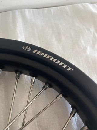 Llanta Supermotard Negra Tubeless