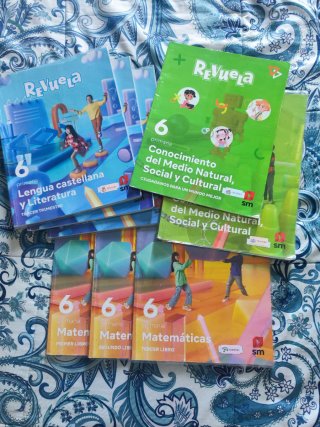 Libros de texto de sexto primaria. Como nuevos.