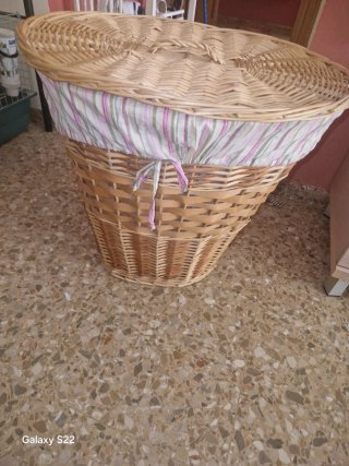 Cesto grande mimbre y tela ropa sucia