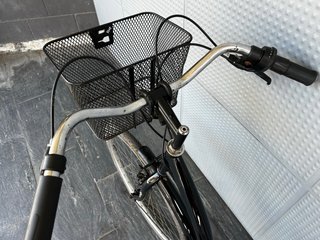 Bicicleta cesta Paseos Negra revisada Talla S