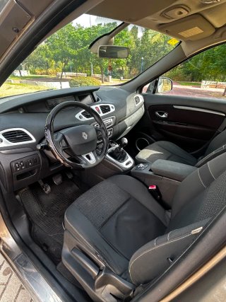 Renault Grand Scenic 2009