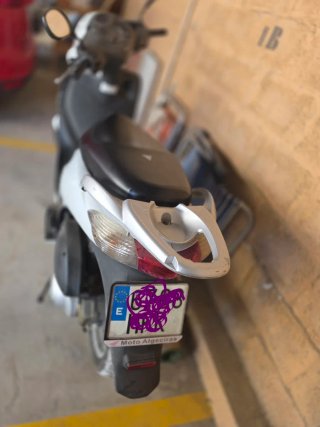 HONDA PS 125i PARA PIEZAS O REPARAR DEL 2011,GRIS