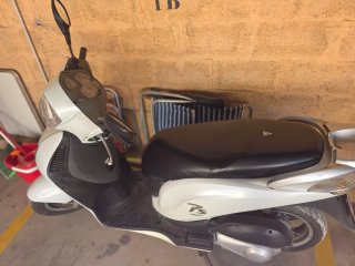 HONDA PS 125i PARA PIEZAS O REPARAR DEL 2011,GRIS