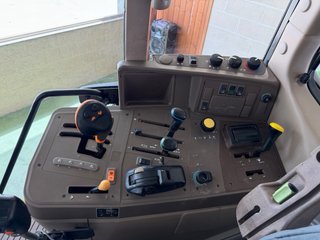 Tractor John Deere 6330