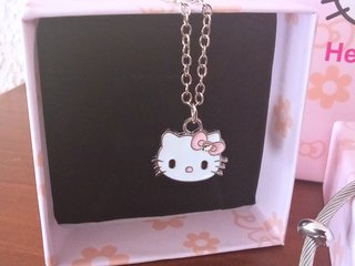 Pulsera Ajustable y Colgante Hello Kitty