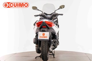 YAMAHA XMAX 125