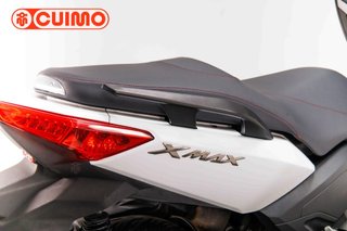 YAMAHA XMAX 125