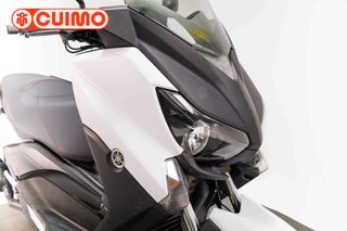 YAMAHA XMAX 125