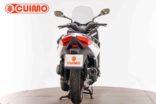YAMAHA XMAX 125