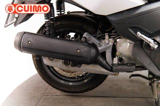 YAMAHA XMAX 125