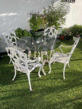 Mesa y 4 Sillas de Forja Blancas