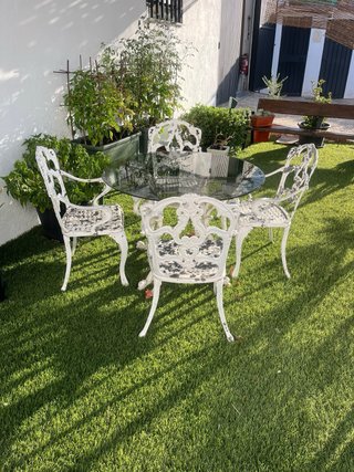Mesa y 4 Sillas de Forja Blancas