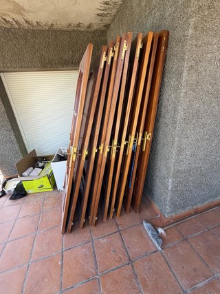 Puerta Madera con Cristal