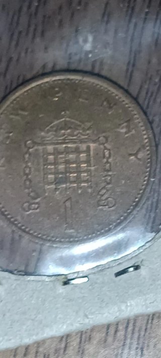 Lote 25 Monedas Gran Bretaña de 1971 a 1979.