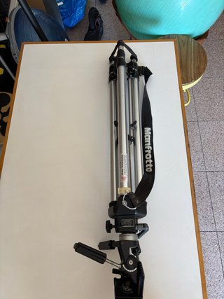 Trípode Manfrotto Profesional