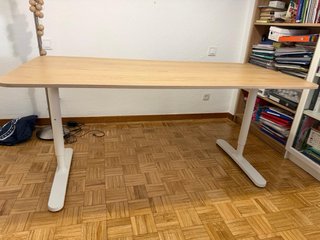 Mesa de escritorio madera y metal