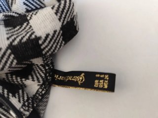 Blusa cuadros manga larga cuello alto