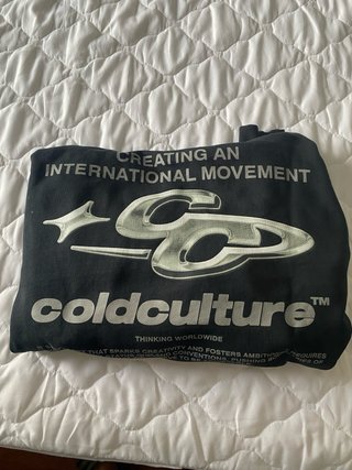 Sudadera COLD CULTURE Negra