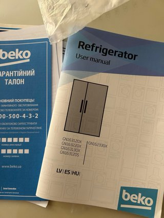 Frigorífico americano 2 puertas marca Beko.