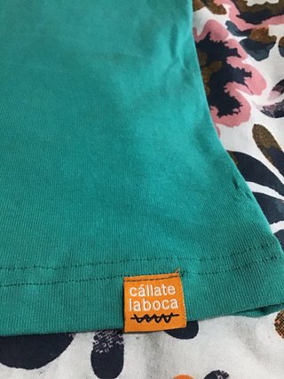 Camiseta Cállate la boca turquesa S