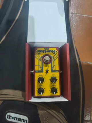 Hartke HF44 Bass Fuzz Pedal