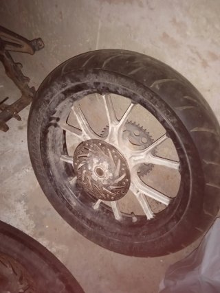 Horquillas Derbi Senda/GPR 50€ la2 y Ruedas GPR Ca