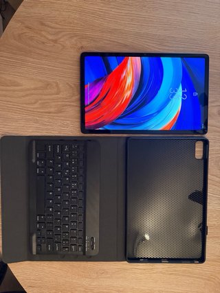 Lenovo Tab P11 128GB + Penna + Custodia con tastiera