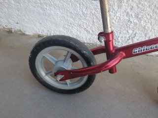 Bicicleta de equilibrio roja Chicco