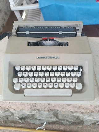 Olivetti Lettera 25 Máquina de Escribir