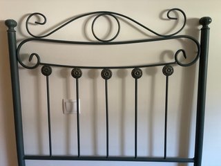 Cabecero de cama de forja gris