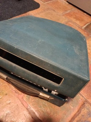 Máquina de escribir Olivetti Dora
