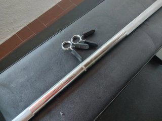 4 discos 10 kg Domyos + barra 175 cm