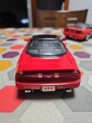 Honda NSX 1/18 Revell Rojo