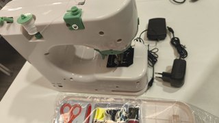 Máquina de coser eléctrica SM-520A