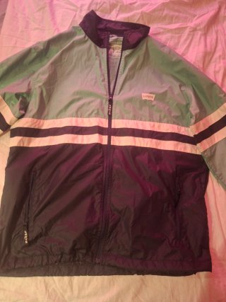 Chubasquero Cortavientos Levi's Verde y Negro