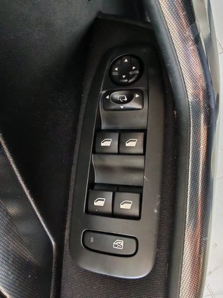 Peugeot 2008 2016