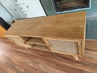 Mueble TV Sklum Madera y Ratán