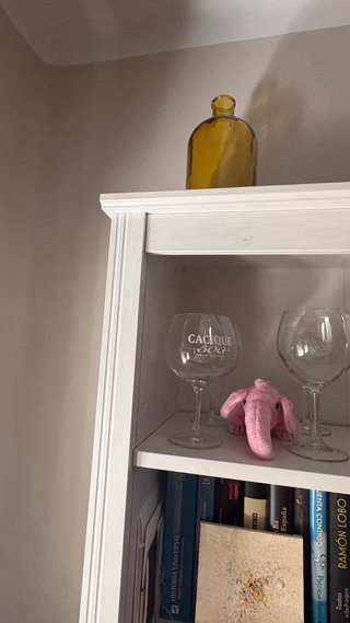 Vitrina Ikea Blanca y Madera