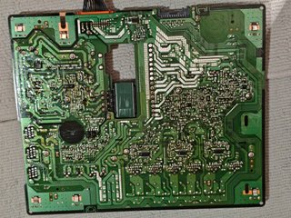Samsung One Connect QE65Q8FNAT Toda la electrónica