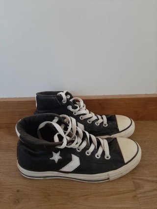 Converse Piel color negro Talla 39