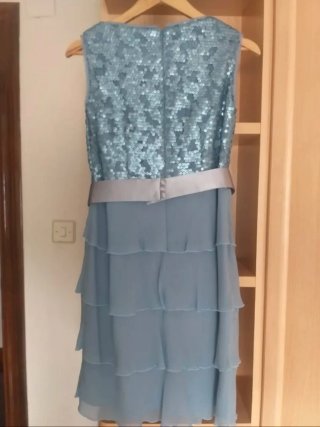 Vestido fiesta lentejuelas y volantes
