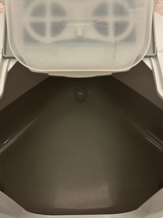 Arenero para gatos con filtro